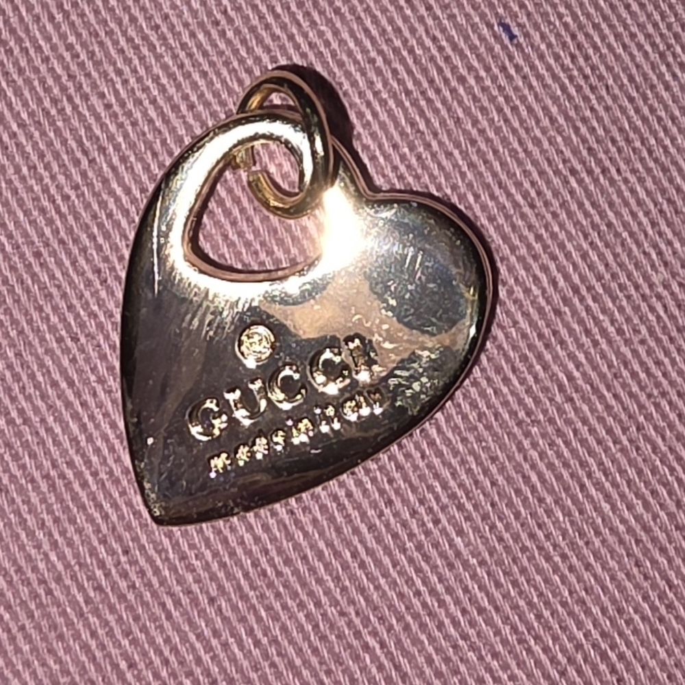 Gucci Gold Heart Pendant